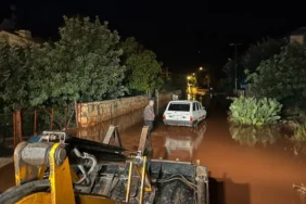 Saganak-Antalya-ve-Muglada-sel-ve-su-baskinlarina-yol-acti-featured