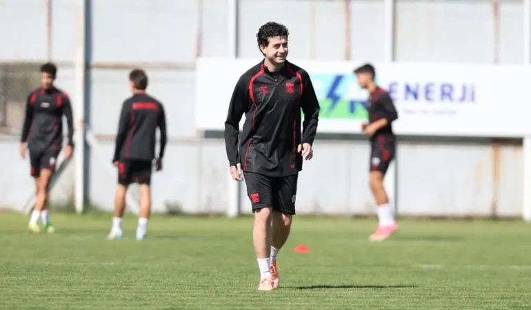 Sivasspor, Bandırmaspor deplasmanına hazırlanıyor