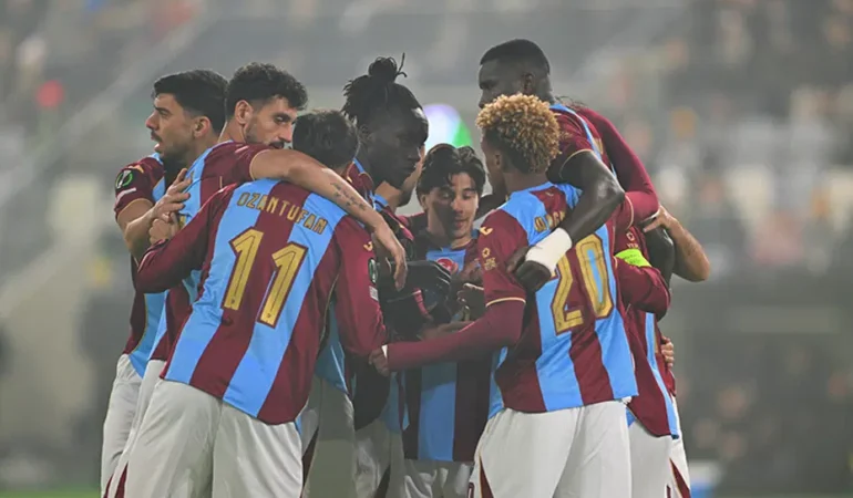 Trabzonspor, KuPS deplasmanından 4-2 galip ayrıldı