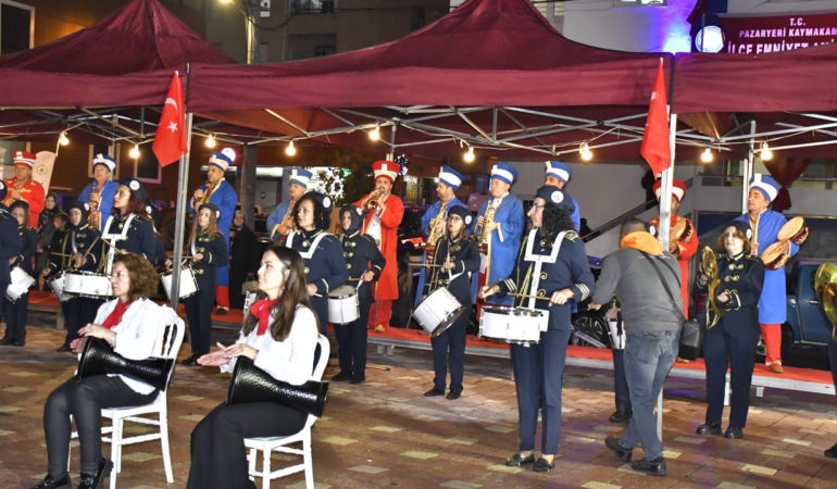 Yenişehir ekipleri Pazaryeri’nde sahne aldı