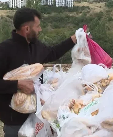 Zeki-Karakaya-14-aydir-ekmekleri-hayvanlara-tasiyor-featured